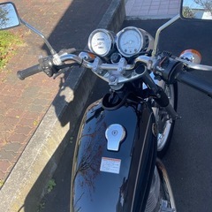 ヤマハ SR400の画像