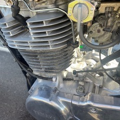 ヤマハ SR400の画像