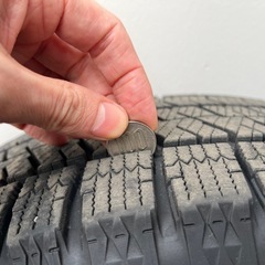 BLIZZAK VRX2 215/60/R16 23年製