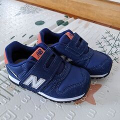 【お渡し先決定☆ほぼ未使用】14.0cmNew Balanceスニーカーの画像