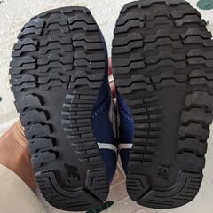 【お渡し先決定☆ほぼ未使用】14.0cmNew Balanceスニーカーの画像