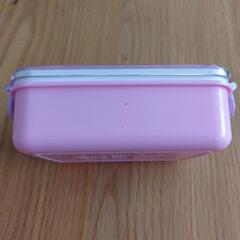 女の子　お弁当箱の画像