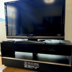 SHARPのテレビとスピーカー台のセット