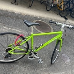 自転車 クロスバイクの画像