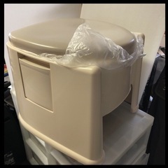 　アロン化成 背付ポータブルトイレ 楽立AD