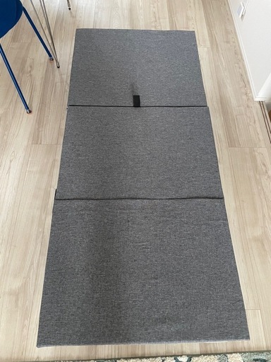 折りたたみベッド　グレー