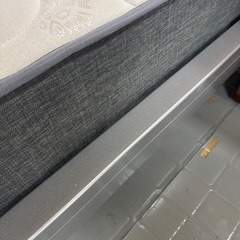 cassina ベッドフレーム　クイーンベッド　フレームのみの画像