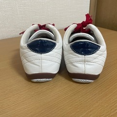 MICHIKO LONDON スニーカー　22.5の画像