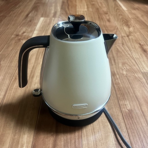 デロンギ 電気ケトル ペルラ