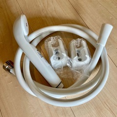 【未使用】TOTO シャワーホース シャワーヘッド　ホルダー2個付き