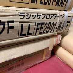 新品　未開封　フローリング材　6枚セットの画像