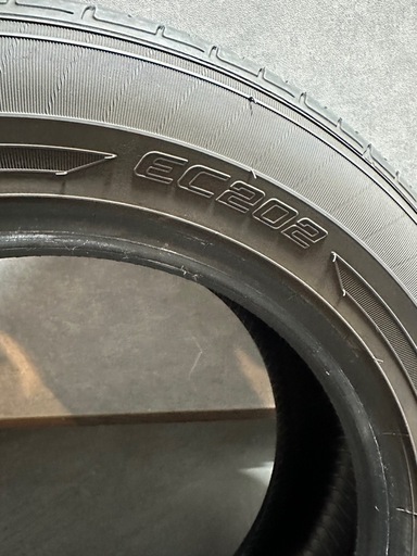 ボクシー VOXY タイヤ DUNLOP 4本