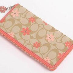 【他のサイトで取引中‼️】非常に入手困難‼️【日本完売･新作･可愛い COACH 長財布】正規品の画像