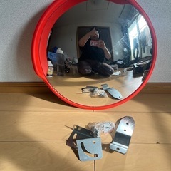 カーブミラー