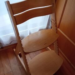 子ども用椅子の画像