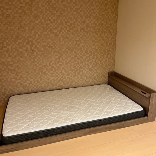 ベッド