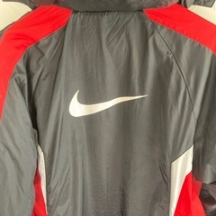 中古 NIKE  防寒着 コートナイキ     の画像