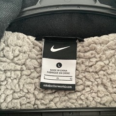 中古 NIKE  防寒着 コートナイキ     の画像