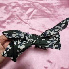 花柄カチューシャ2個新品の画像