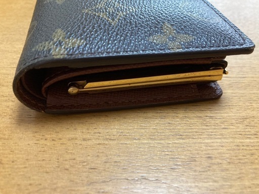近々に質屋にだします　ルイヴィトン　財布　　モノグラム　がま口　　　　　