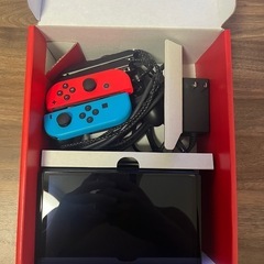 任天堂Switch、コントローラー、ソフトの画像