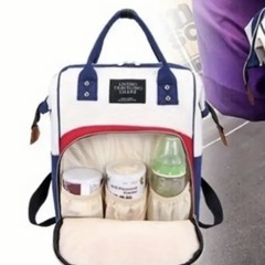 【新品未使用】おむつバッグ　マザーズリュック マザーズバッグ リュック グリーンの画像