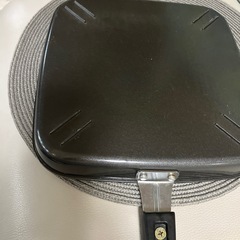 魚、肉、焼き色バッチリグリルフライパンの画像