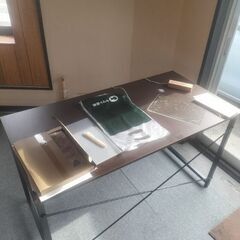 テーブル