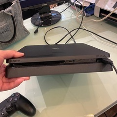 PS4 PlayStation 4 ジェット・ブラック 500GB の画像