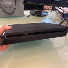PS4 PlayStation 4 ジェット・ブラック 500GB の画像