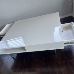 IKEA ローテーブルの画像