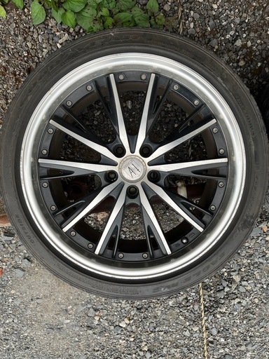 19インチ 8.5J +35 PCD114.3 5穴 245/40R19 4本セット アルファード ヴェルファイア等　11/17まで　早い者勝ち