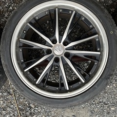  19インチ 8.5J +35 PCD114.3 5穴 245/40R19 4本セット アルファード ヴェルファイア等　11/17まで　早い者勝ちの画像