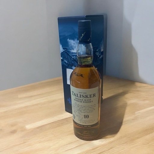 【新品】タリスカー 10年 700ml 瓶　旧ボトル　TALISKER シングルモルト　スコッチ　ウイスキー　45度　ヘネシー