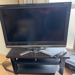 テレビ　AQUOS32型