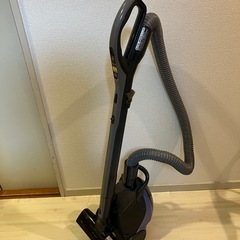 【取引中】三菱製　紙パック式　掃除機