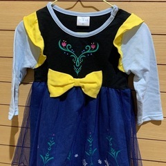 アナ雪のアナのドレスの画像