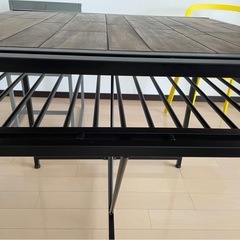 (取引確定済み)テーブル
　　椅子2脚セットの画像