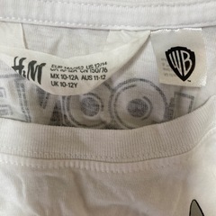 シャツ　　こども服　ルーニートゥーンズ　子供　H&Mの画像