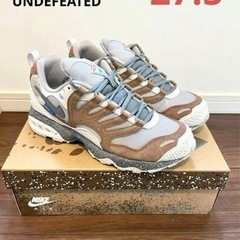 ナイキ　テラフマラ ×　UNDEFEATED