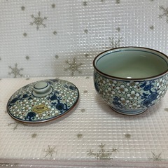 高級蓋付湯呑みの画像