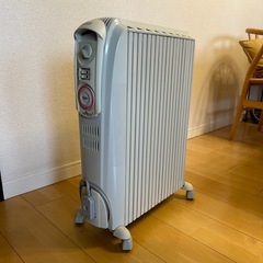 デロンギ オイルヒーター D091549EF 家電の中古が安い！激安で譲ります