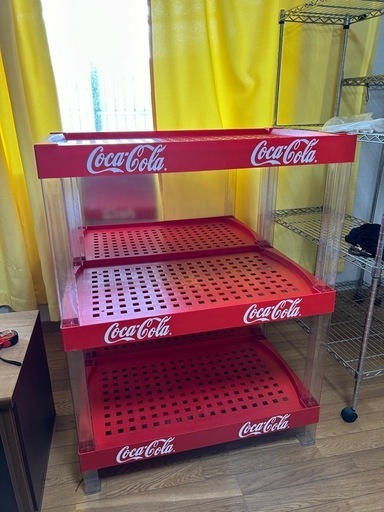コカコーラ　ラック