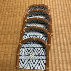 お茶菓子置くやつ