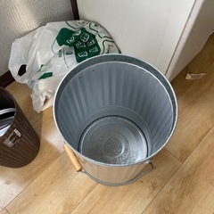 収納椅子の画像