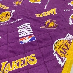 nba レイカーズ  敷きパッド　しまむらの画像