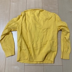セーター　ディズニー　140 ユニクロ　こども服の画像