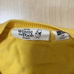 セーター　ディズニー　140 ユニクロ　こども服の画像