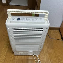 MJ-H100AX-W 衣類についたニオイをとる「衣類消臭デオドライ」。ちょっと涼みたい時に「涼感スポット冷風」。の画像