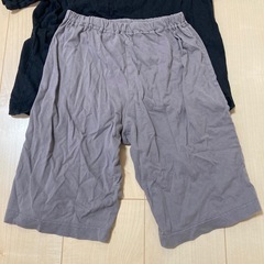 Tシャツ　ズボン　鬼滅の刃　GU 150 こども服の画像